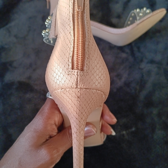 New BCBGeneration Jixa beige With Clear Strap Stiletto Heels Women's Size 7 - Picture 6 of 7